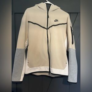 Nike Tech Fleece Full Zip Hoodie